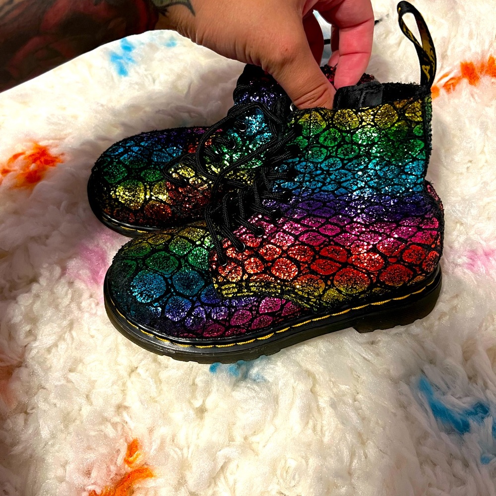 Toddler size 10 dr martens